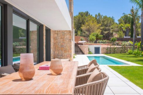 Modern-5-Bed-Luxury-Villa-with-Rooftop-Pool-in-Roca-Llisa-Ibiza-11-2048x1367